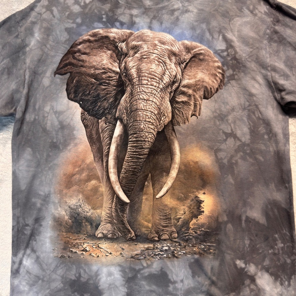 The Mountain Elephant Graphic T Shirt Mens XL Gray Tie Dye Nature Animal Tee - Picture 2 of 7